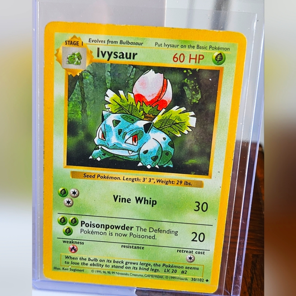 Vintage 1999 Base Set Pokémon~IVYSAUR #30/102 Shadowless Uncommon
